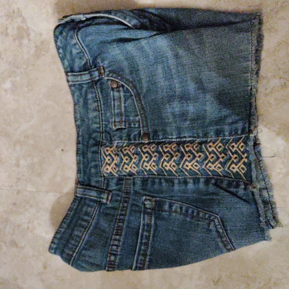 ⛄ Pink 🎄Jean Shorts🦌 Sz. 4*🎅 Awesome Design on both sides.
